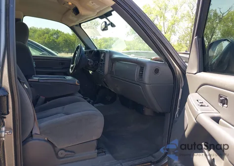 2007 Chevrolet Silverado 1500 Classic Lt1 из США, поврежденный, VIN 1GCEK19Z77Z205599